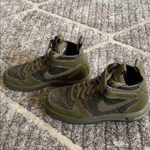 🐊NIKE Air Lunar Force 1, green (only worn once)🐊